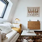 Appartement Hotel-particulier - T2 - Lumineux *