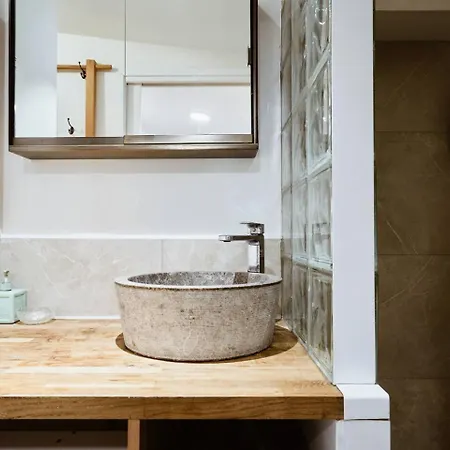 Appartement Hotel-particulier - T2 - Lumineux