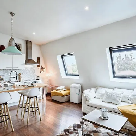 Hotel-particulier - T2 - Lumineux La Madeleine (Nord)